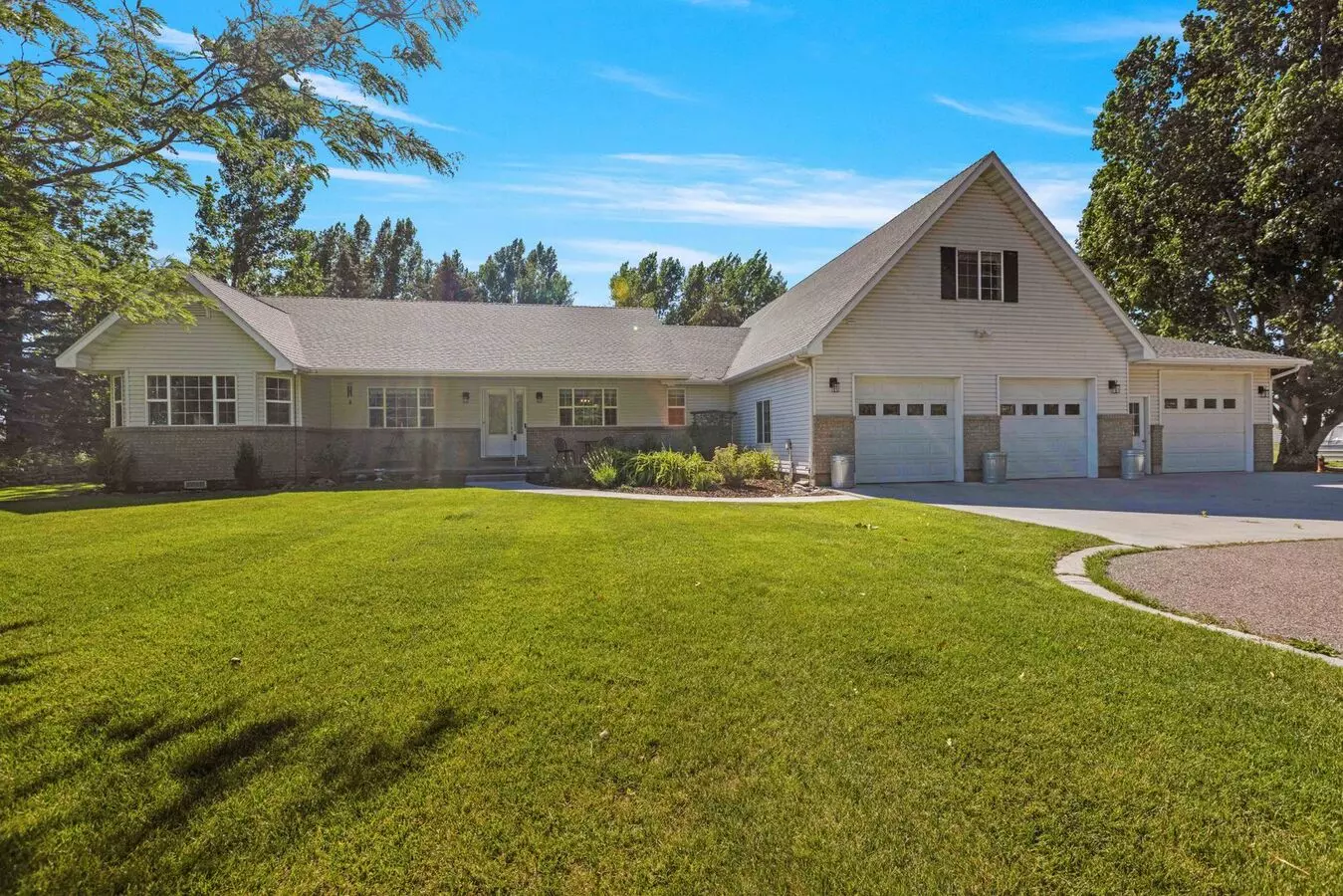 3863 E 300 N House for rent in Rigby, ID