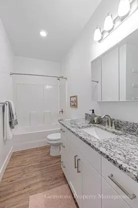 End Unit - Darling 3 Bed 2.5 Bath Townhome In Sugar City, Id Apartment for rent in Sugar City, ID