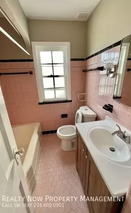 3638 Lindholm Rd Apartment for rent in Shaker Heights, OH 3638 Lindholm Rd Apartment for rent in Shaker Heights, OH