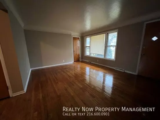 895 E 237th St Apartment for rent in Euclid, OH 895 E 237th St Apartment for rent in Euclid, OH
