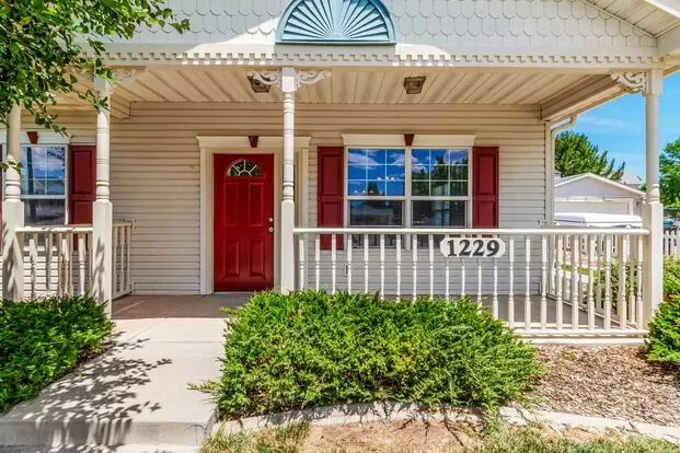 Spacious 3-bedroom, 2-bath Home Apartment for rent in Fruita, CO