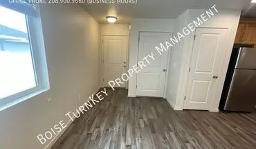 3 of 30 86 S Drifter Loop Apartment for rent in Nampa, ID