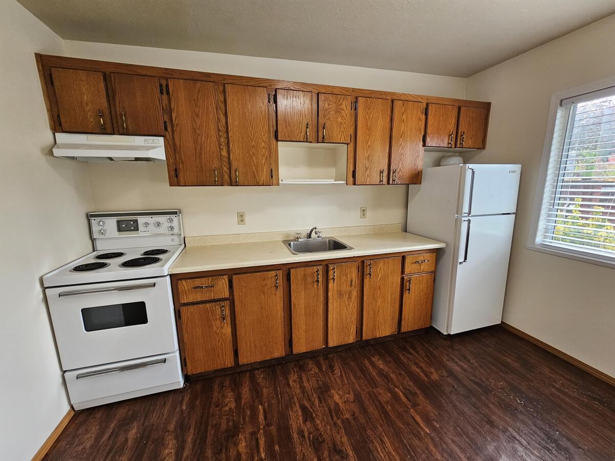 2294 Mckenzie Abbotsford, BC Apartment for Rent Rentable