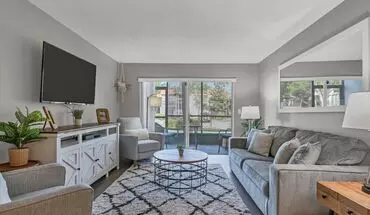 3 of 37 Seasonal Beautifully Updated Ground Floor Condo Located In The Heart Of Sarasota! Apartment for rent in Sarasota, FL