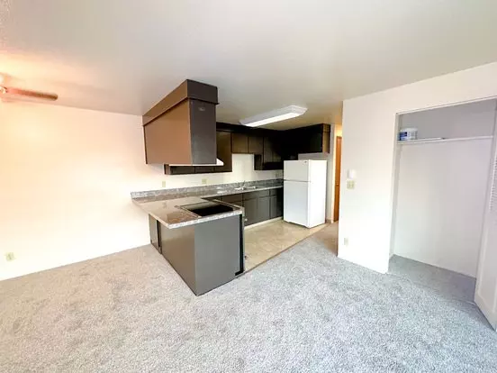 Leslie Arms Apartment for rent in Everett, WA Leslie Arms Apartment for rent in Everett, WA