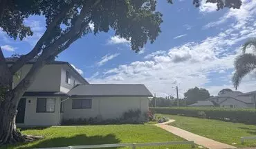 2 of 18 Top Floor 2 Br - Private Balcony + Garage Parking ** First Month Free ** No Last!! House for rent in Mangonia Park, FL