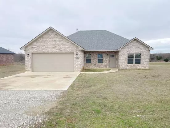 Beautiful 3/2 Home In Convenient Location Apartment for rent in Durant, OK