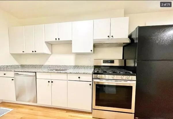 Nicely Renovated, Pet Friendly 3 Bed In South Boston. Apartment for rent in Boston, MA