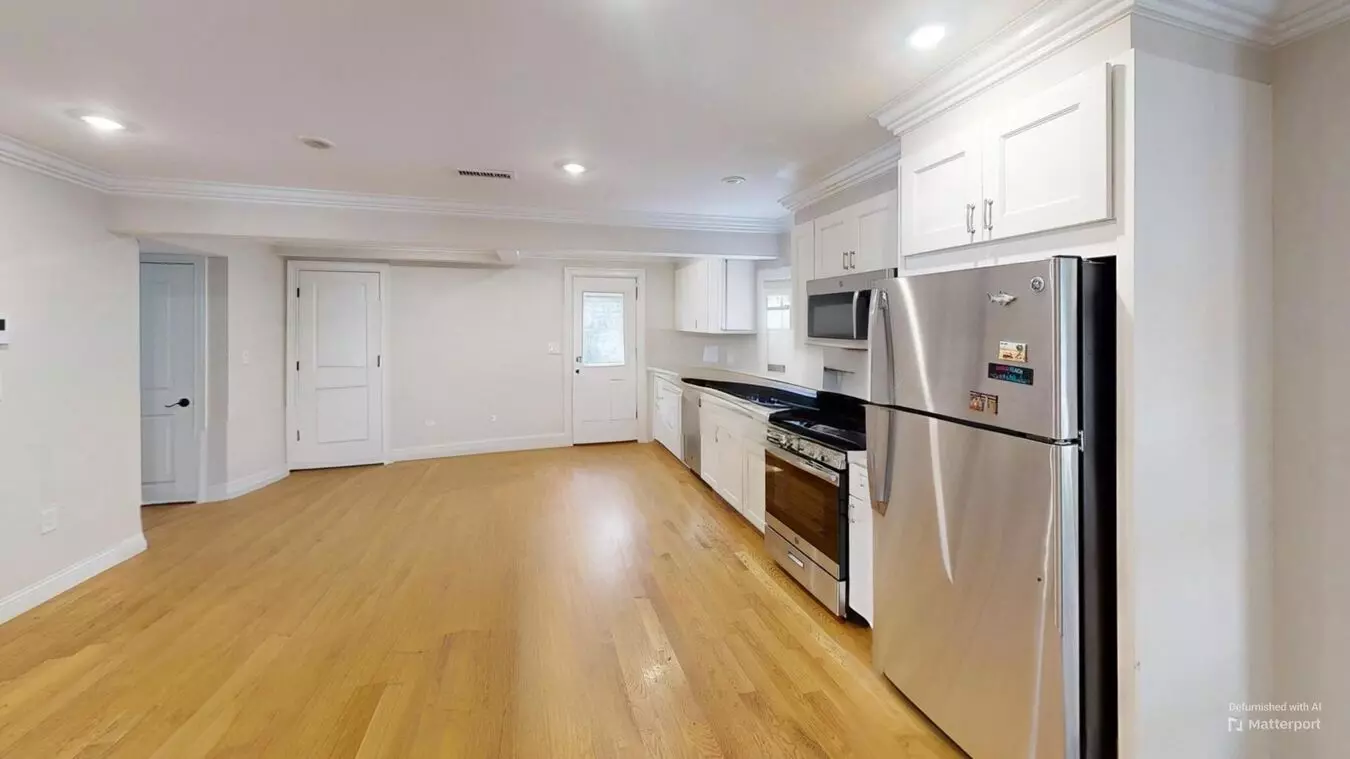 No Brokers Fee, Pets Friendly, In-unit Washer And Dryer, Central Heat/ac Apartment for rent in Allston, MA