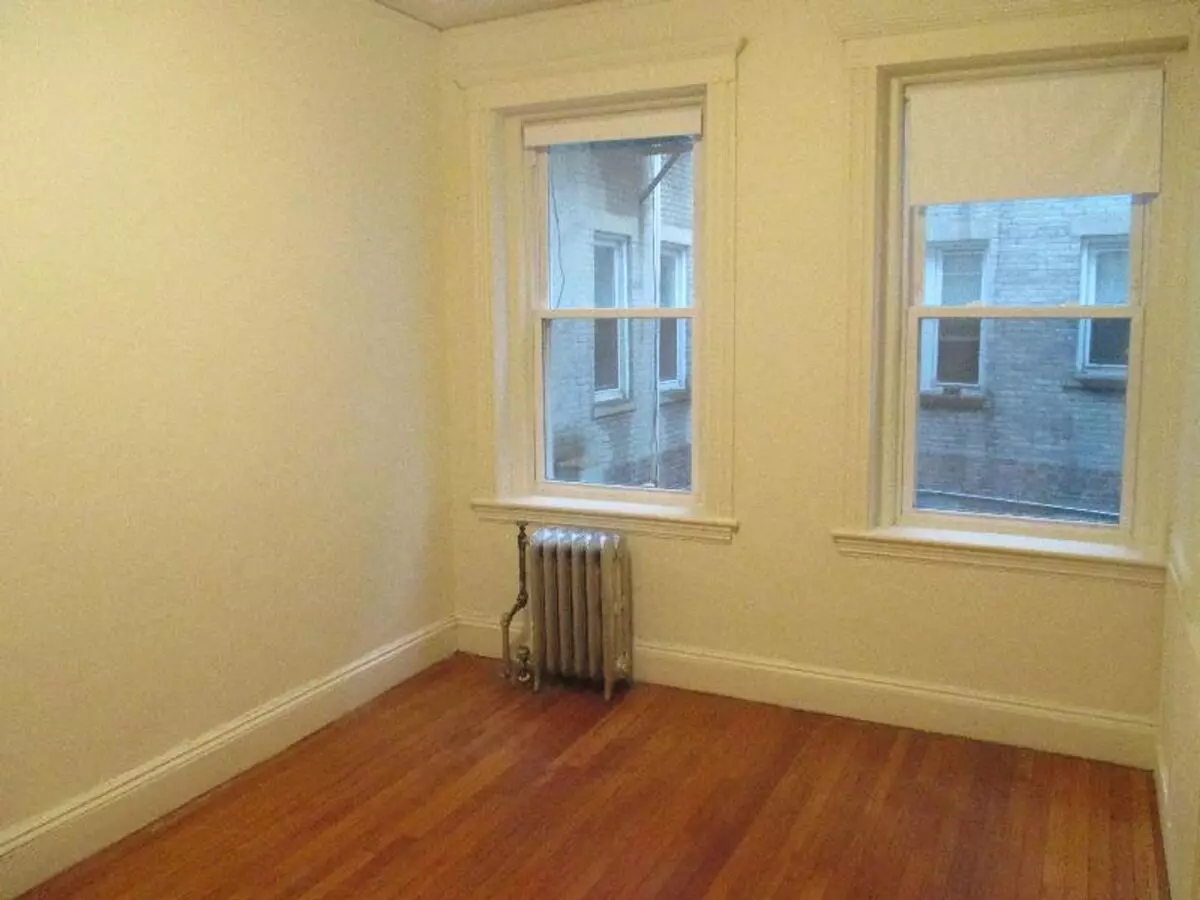 9/1 Fenway 1 Bed *no Fee* House for rent in Boston, MA