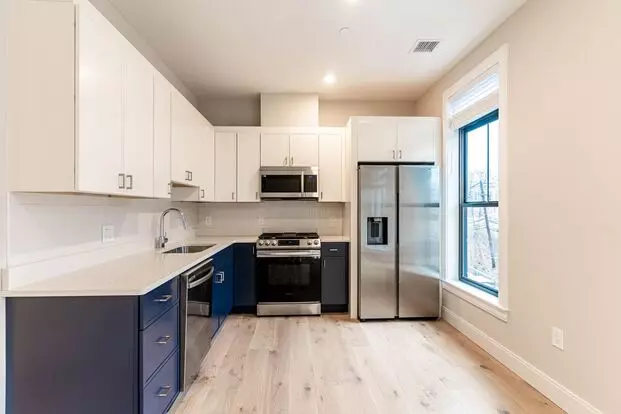 Beautiful Studio Apartment Right In The Back Bay Apartment for rent in Waltham, MA
