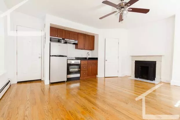 28 Queensberry S Apartment for rent in Boston, MA