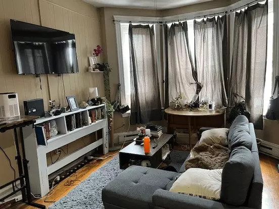 9/1 No Fee! 1 Bed Plus Office On Huntington Ave Near Longwood, Brigham Cir! Apartment for rent in Medford, MA