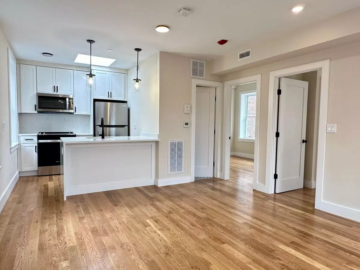 Avl 9/1 Renovated 2br In North End, W/d In Unit! Apartment for rent in Boston, MA