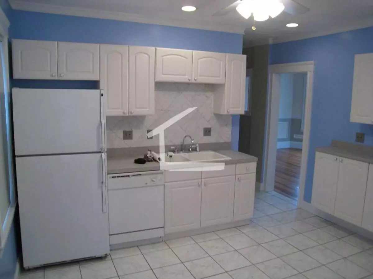 183 Tremont, 3 Newton, MA Apartment for rent in Newton, MA