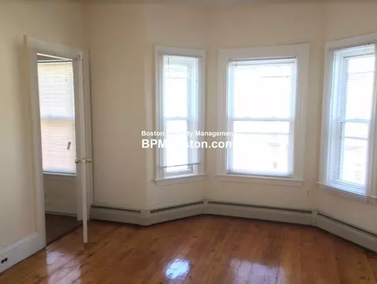 No Broker Fee And One Month Free Rent! Laundry On A Site, Eat-in Kitchen Apartment for rent in Boston, MA