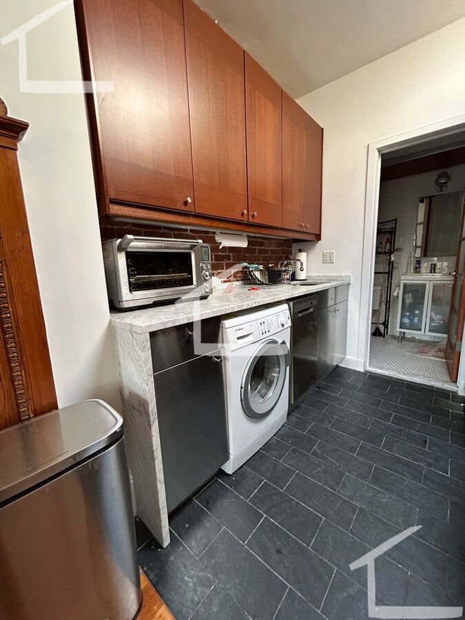Huge Penthouse Unit With In Unit Laundry In... Apartments Boston, MA - Insulated Penthouse Apartments With Eco Laundry