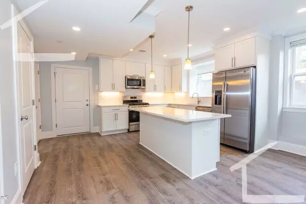 Beautiful 4 Bed 2 Bath Available June 1st Apartment for rent in Brighton, MA