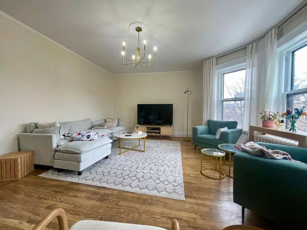 Amazing 5 Bed 1.5 Bath For 9/1 Apartment for rent in Brookline, MA