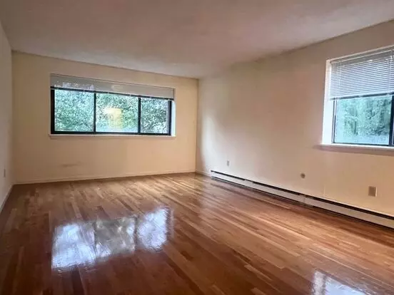 Luxury Penthouse With Covered Parking Apartment for rent in Chestnut Hill, MA