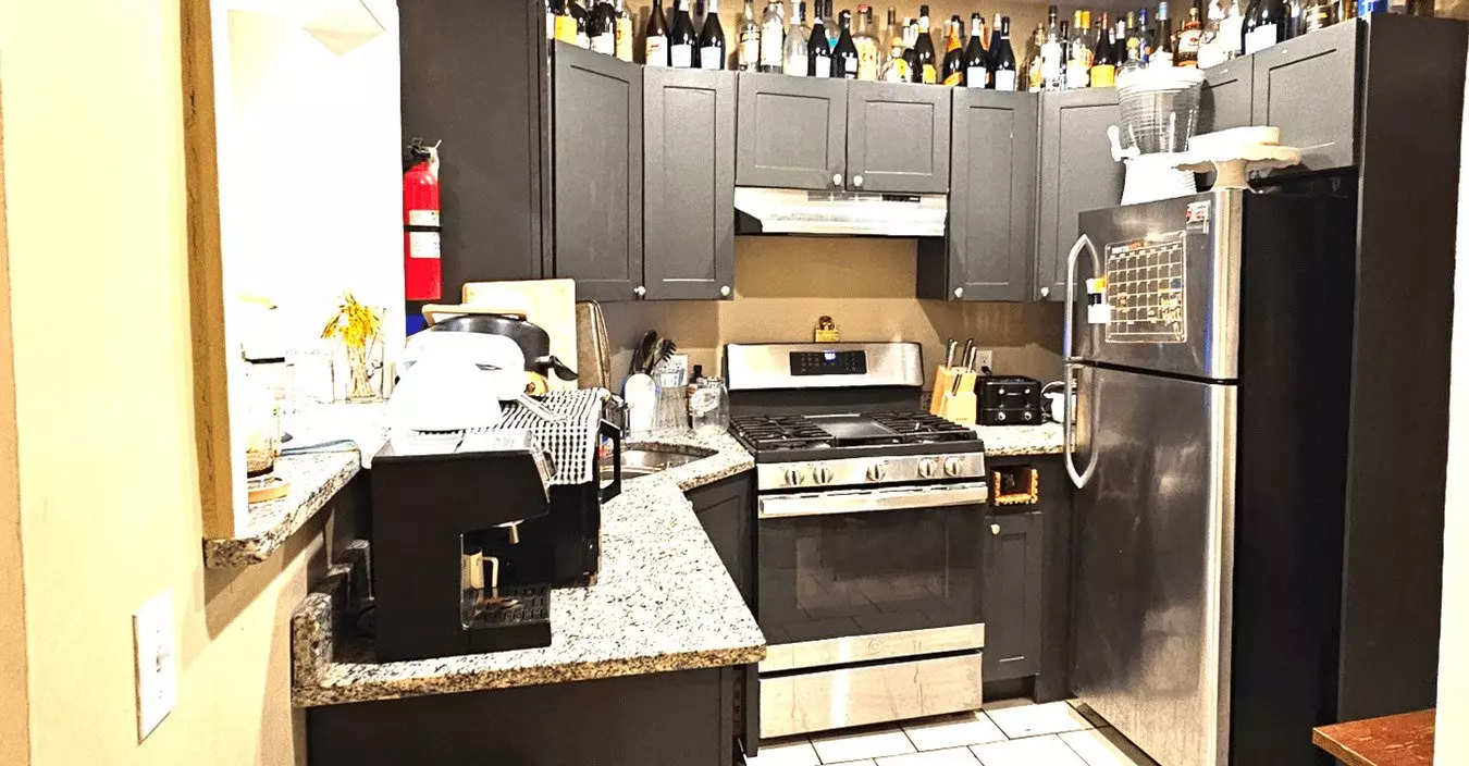 $500 Rebate Upon Closing! Luxury Apt. Near Bu Campus. Ht/hw Included. Apartment for rent in Brookline, MA
