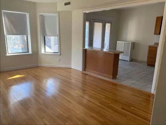 Bright, Spacious Allston Packards Corner W/balcony, 10-15 Min Walk To Bu! Apartment for rent in Boston, MA