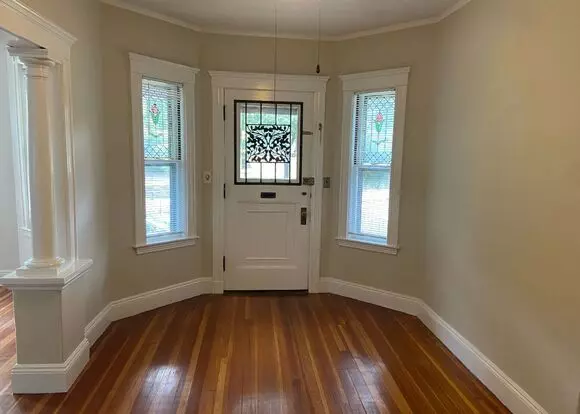Gorgeous, Spacious Victorian-style Apt W/ Laundry In Unit! Near Jackson Sq.roxbury Apartment for rent in Boston, MA