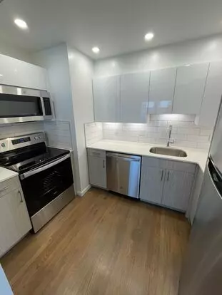 Luxury Penthouse With Covered Parking Apartment for rent in Chestnut Hill, MA
