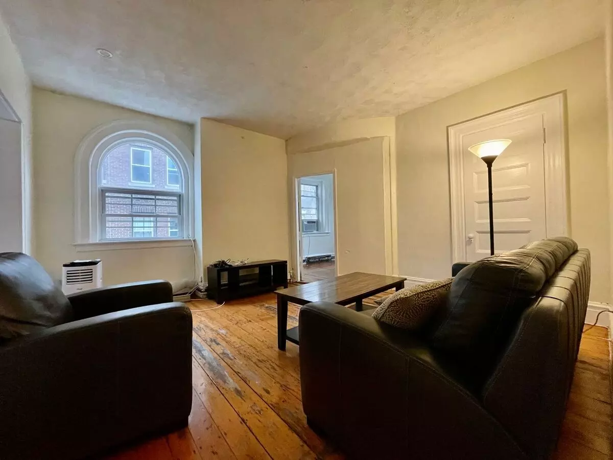 168 Naples Rd #3c Brookline Ma 02446 Apartment for rent in Brookline, MA