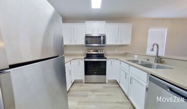 5042 Lamppost Cir Apartment for rent in Wilmington, NC