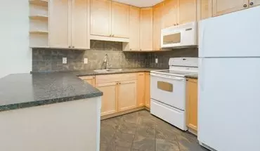 4 of 37 723 Appleyard Ct House for rent in Port Moody, BC