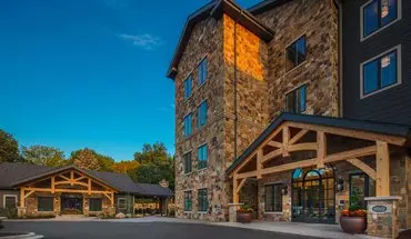 2 of 48 Brownpoint Reserve Apartment for rent in Middleton, WI