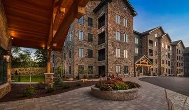 4 of 48 Brownpoint Reserve Apartment for rent in Middleton, WI