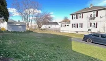 3 of 9 26 Stockton St Apartment for rent in Fall River, MA