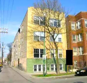 2 of 2 2018 N Spaulding Ave Apartment for rent in Chicago, IL