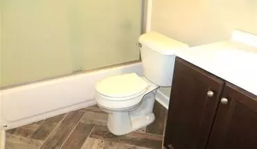 5 of 17 7305 SW 12th St House for rent in Des Moines, IA