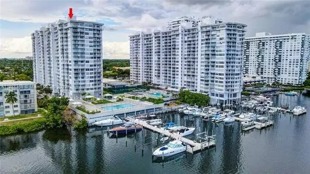 18041 Biscayne Blvd Apartment for rent in Aventura, FL