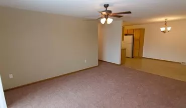 3 of 9 1215 Temple Dr House for rent in Madison, WI