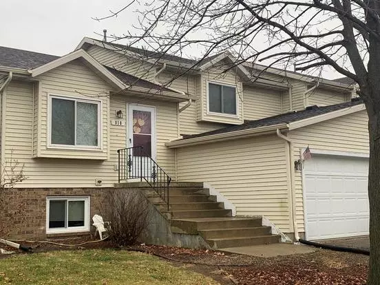 910 N Clover Ln Apartment for rent in Cottage Grove, WI 910 N Clover Ln Apartment for rent in Cottage Grove, WI