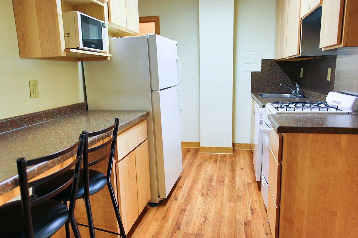 2 Bedrooms 1 Bathroom Apartment for rent at Saxony Apartments in Madison, WI