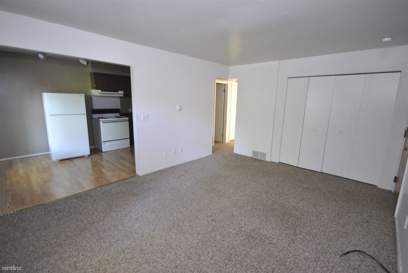 908 Sybil St Ann Arbor, MI Apartment for Rent