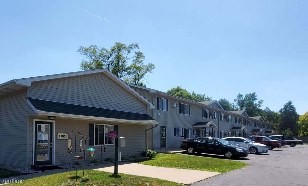 Brookwood Springs Apartments Clare, MI