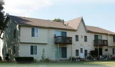 2 of 13 Lake Of The Hills Apartment for rent in Haslett, MI
