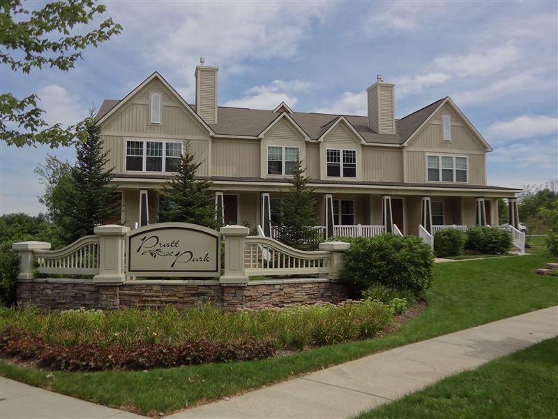 Pratt Park Townhomes Apartments 1144 Woodruff Marshall, MI