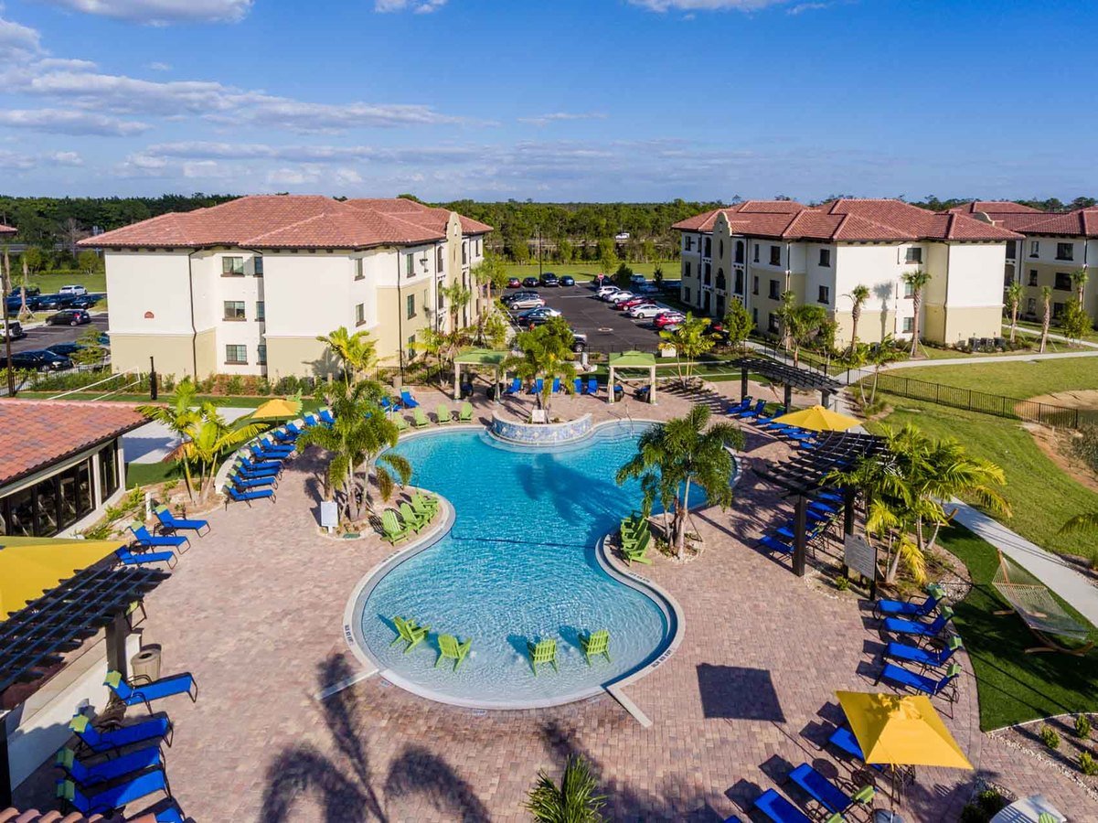 The Reef Apartments 10100 Shephard St Fort Myers, FL