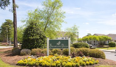 2 of 23 Briarcliff Villas Apartment for rent in Wilmington, NC