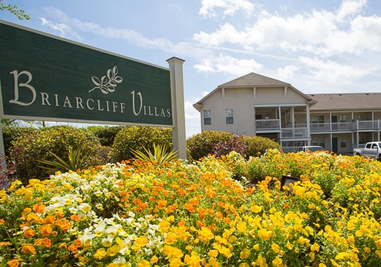 Briarcliff Villas Apartment for rent in Wilmington, NC