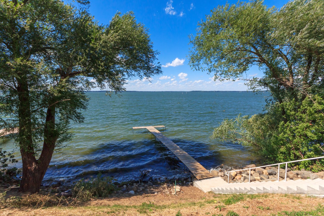 Irish Mist Apartments 222 E Lakelawn Pl Madison, WI