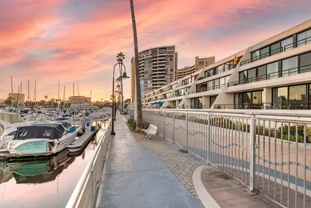 The Promenade at Marina City Club Apartment for rent in Marina Del Rey, CA The Promenade at Marina City Club Apartment for rent in Marina Del Rey, CA