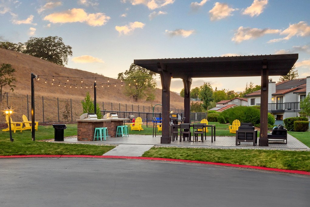 Foothill Twin Creeks Condos Apartments San Ramon, CA